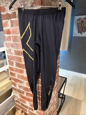 2XU Compression Leggings - Cropped